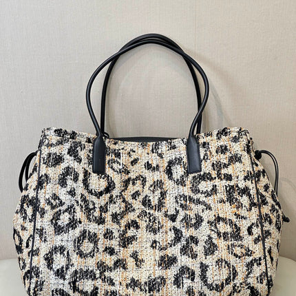 CHANEL 26S SHOPPING TOTE BAG 43 IN LEOPARD PRINT TWEED AND BLACK CALFSKIN