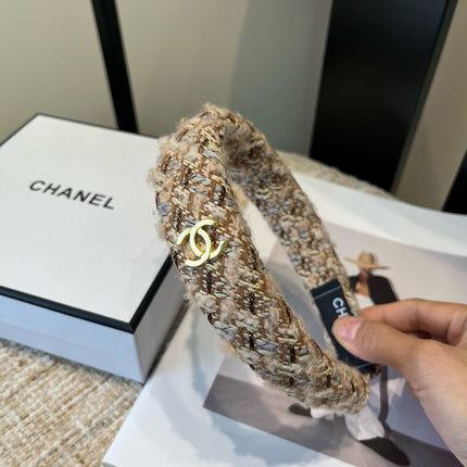 CHANEL 26S HEADBAND IN BEIGE AND BROWN TWEED 505321