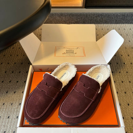 HM 26S DESTIN MULES IN DARK RED SUEDE