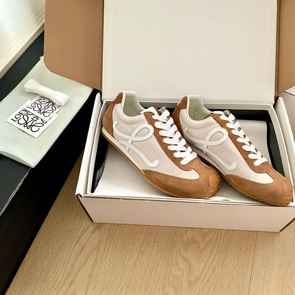 LOEWE 26S BALLET RUNNER 2.0 IN BROWN SUEDE AND BEIGE NYLON