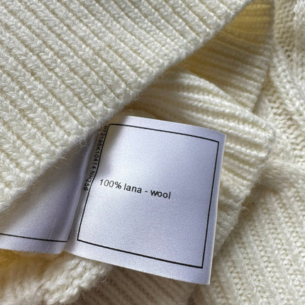 CHANEL 26S SWEATER 692