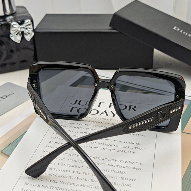 MONTAIGNE SUNGLASS 51139 IN ACETATE