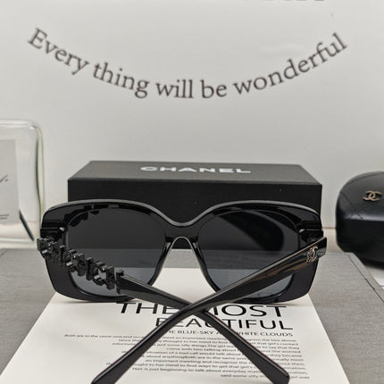 SQUARE SUNGLASSES 55133 IN ACETATE METAL FRAME