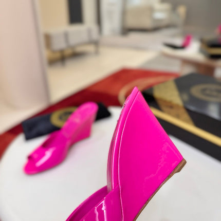CHRISTIAN LOUBOUTIN 26S WEDGE SANDALS 85 MM IN DARK PINK PATENT LEATHER