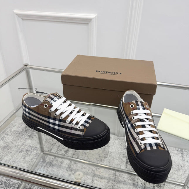 BURBERRY 26S VINTAGE CHECK SNEAKERS IN DARK BROWN AND BLACK CANVAS