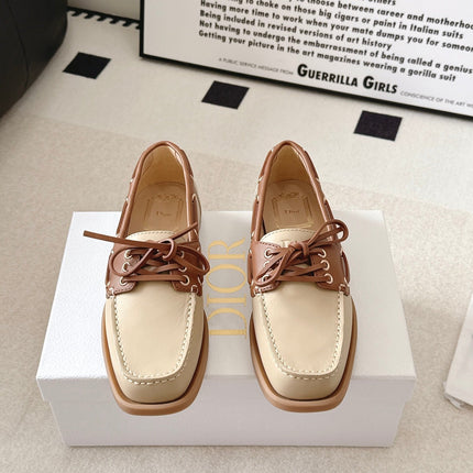 DIOR 26S LACE UP BOAT SHOES IN BEIGE AND BROWN CALFSKIN GOLD HARDWARE