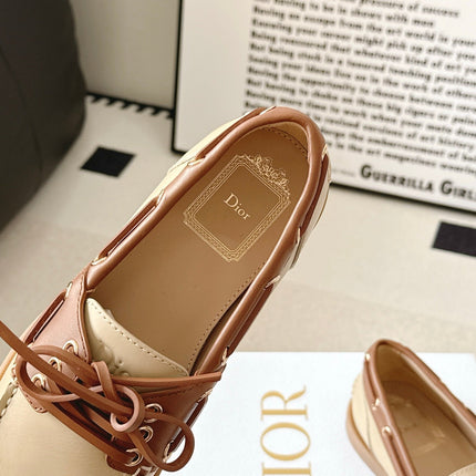 DIOR 26S LACE UP BOAT SHOES IN BEIGE AND BROWN CALFSKIN GOLD HARDWARE