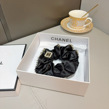 CHANEL 26S SCRUNCHIE IN BLACK SILK 512071