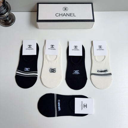 CHANEL 26S NO-SHOW SOCKS 412412 (1 BOX)