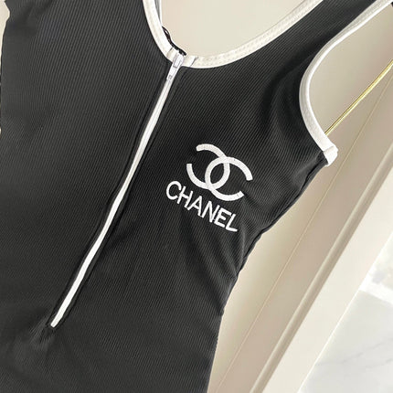 CC BIKINI SWIMSUIT SET IN BLACK AND  WHITE TRIM 604255