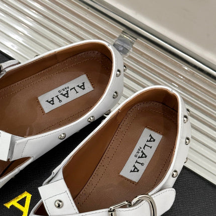CROSSED STRAP BALLET FLATS IN WHITE CALFSKIN