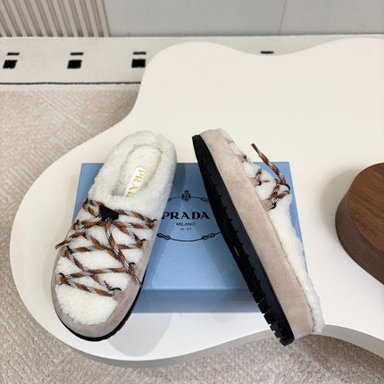 PRADA 26S LACE UP MULE SLIPPERS IN WHITE AND LIGHT BROWN SUEDE SHEARLING LINED