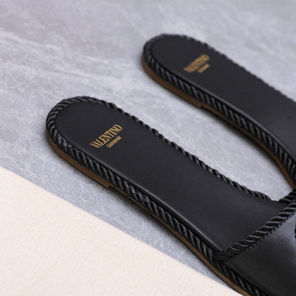 VALENTINO 26S FLAT SLIDE SANDALS IN BLACK CALFSKIN