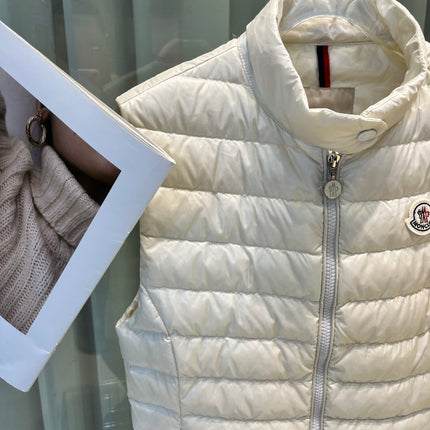 MONCLER 25S DOWN VEST IN WHITE 007