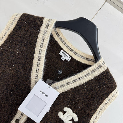 CHANEL 26S SLEEVELESS KNIT BLAZER 741
