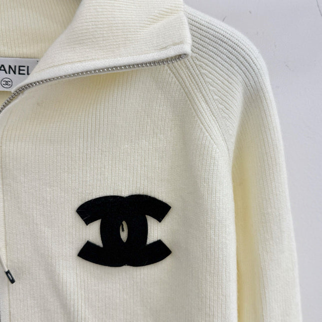 CHANEL 26S KNITTED CARDIGAN 737