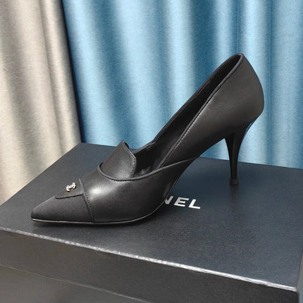 HIGH HEELS IN BLACK SHEEPSKIN