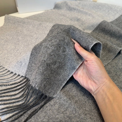 LOEWE 25S SCARF 180 IN CASHMERE 858203