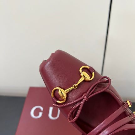 GG MARY JANE 25S IN RED LAMBSKIN WITH GOLD HARDWARE