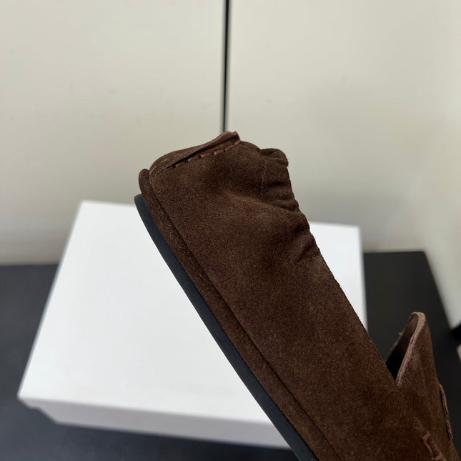 CELINE 26S MAILLON TRIOMPHE LOAFER IN DARK BROWN SUEDE