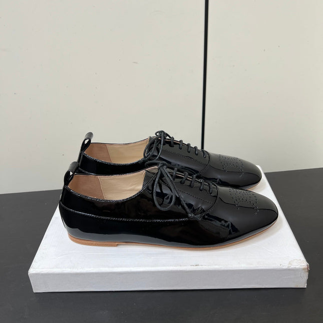 CELINE 26S MINIMAL LACE-UP SHOES IN BLACK GLOSSY CALFSKIN