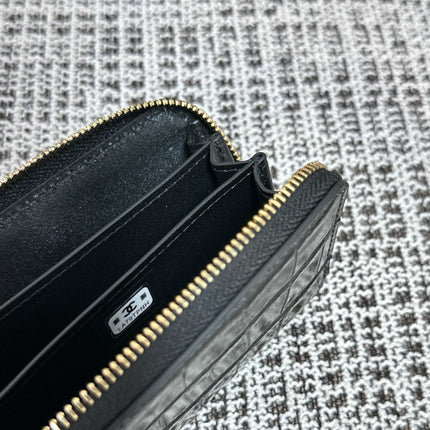 CHANEL 26S ZIPPER WALLET 11 IN BLACK CROCODILE-EMBOSSED CALFSKIN
