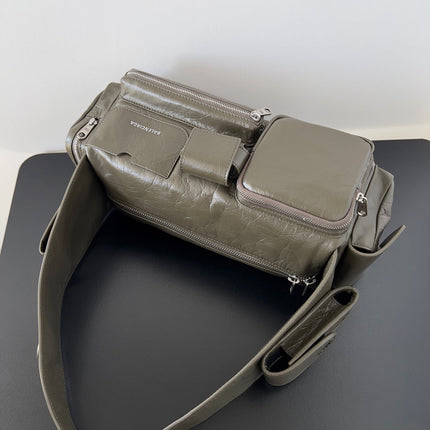 SUPERBUSY SLING BAG 35 IN KHAKI GREEN LAMBSKIN