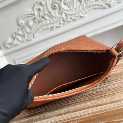 HM 25S BERLINGOT 24 CM IN BROWN LAMBSKIN