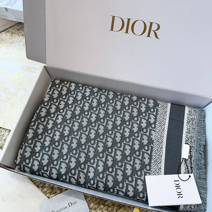 DIOR 26S SCARF 140 IN CASHMERE AND SILK 513543