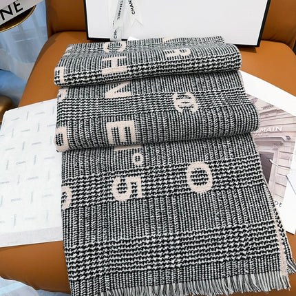 CHANEL 26S SCARF 195 IN CASHMERE 504535