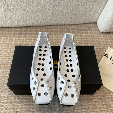 PERFO BALLET FLATS IN WHITE CALFSKIN
