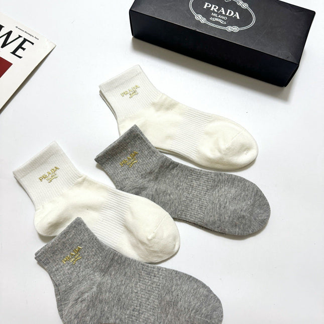PRADA 26S ANKLE SOCKS 408733 (1 BOX)