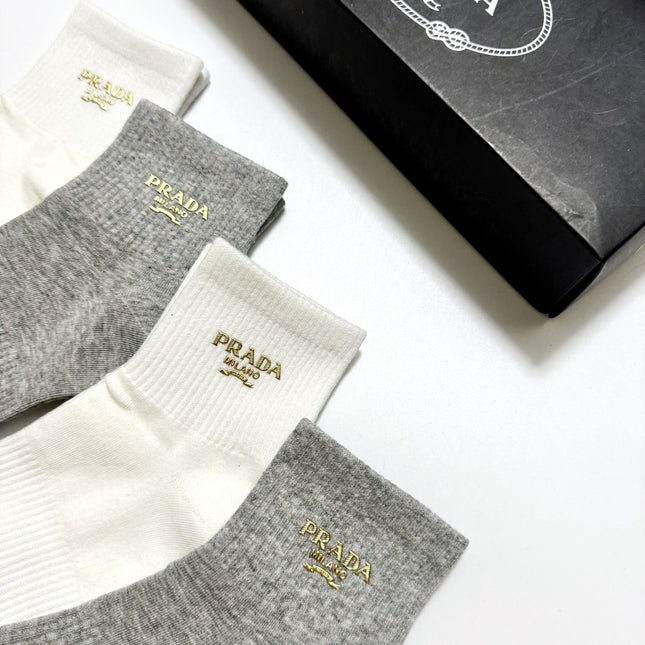 PRADA 26S ANKLE SOCKS 408733 (1 BOX)