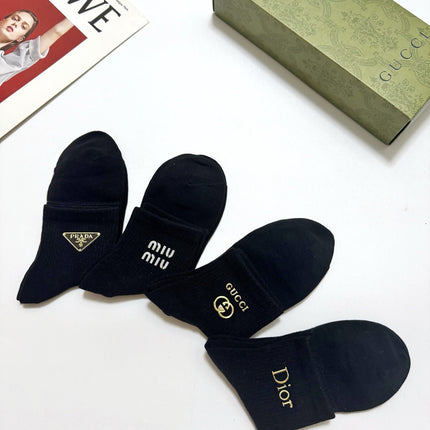 MIUMIU 26S ANKLE SOCKS 408739 (1 BOX)