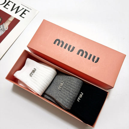 MIUMIU 26S CREW SOCKS 410291 (1 BOX)