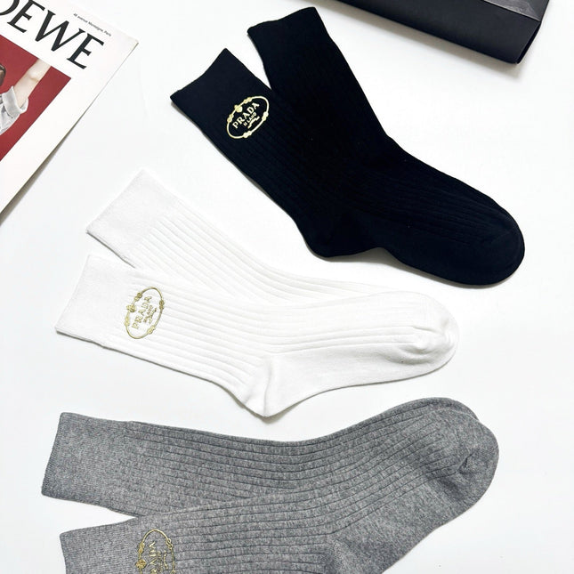 PRADA 26S CREW SOCKS 413936 (1 BOX)
