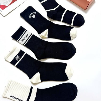 MIUMIU 26S CREW SOCKS 417712 (1 BOX)