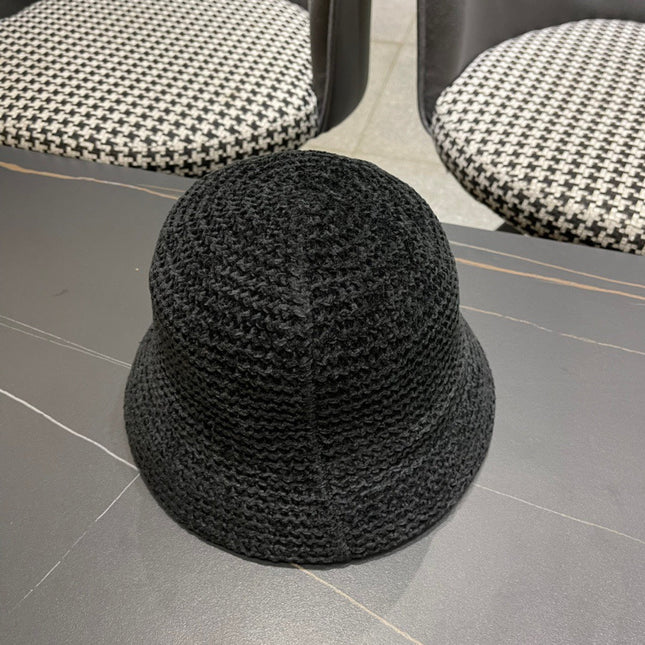 BUCKET HAT IN BLACK WOOL 389114