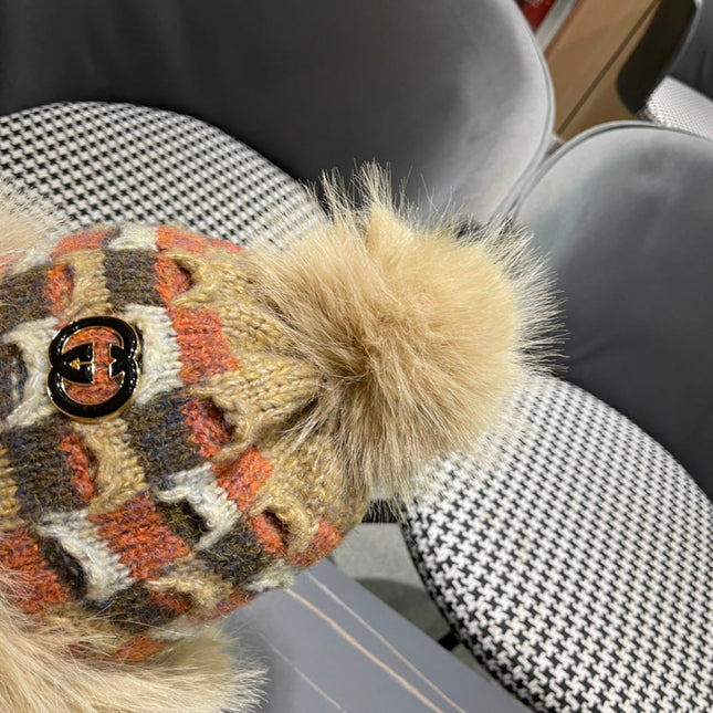 BEANIE HAT IN COLORFUL WOOL AND RABBIT FUR 392117
