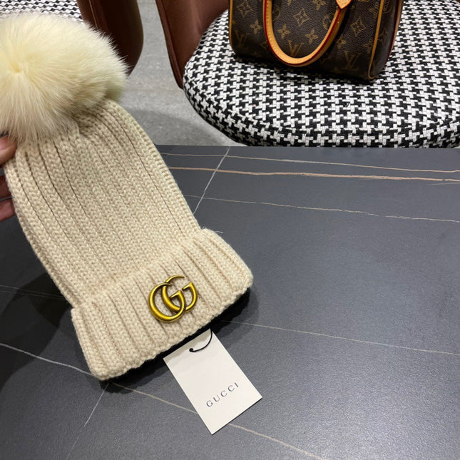 BEANIE HAT IN BEIGE WOOL 403391