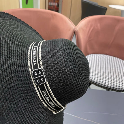 BALENCIAGA 26S WIDE-BRIMMED HAT STYLE 108