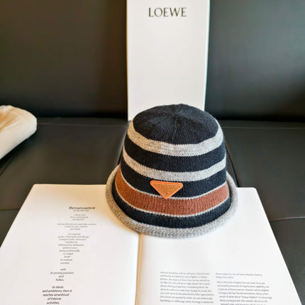 PRADA 26S KNIT BUCKET HAT 542716