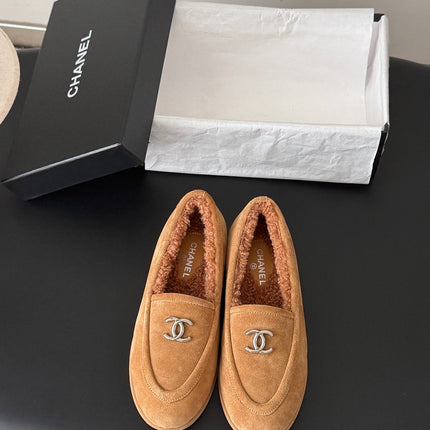 CHANEL 26S LOAFERS IN BROWN SUEDE AND SHEARLING LINING