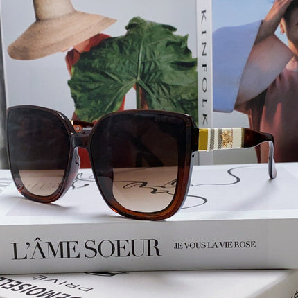 BURBERRY 26S SQUARE FRAME IN ACETATE 506781