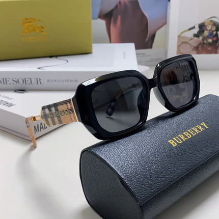 BURBERRY 26S OVERSIZED SQUARE FRAME IN ACETATE 506818