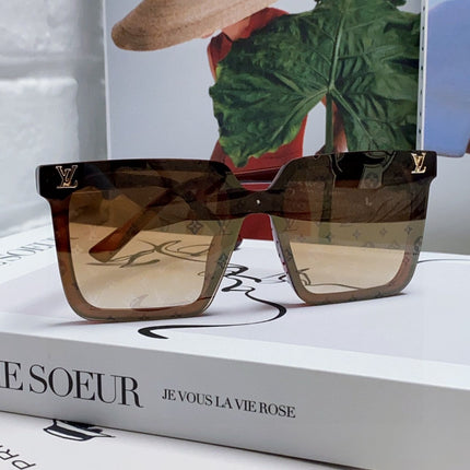 SQUARE SUNGLASS 581367 IN BROWN ACETATE MONOGRAM MASK ON LENS