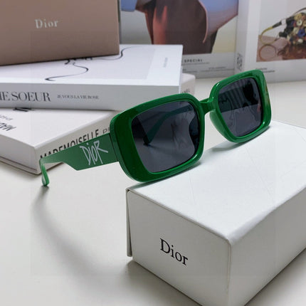 DIOR 26S RECTANGULAR FRAME IN GREEN ACETATE 422575