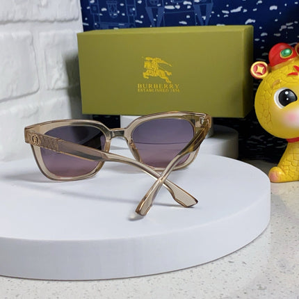 BURBERRY 26S SQUARE FRAME IN ACETATE 426335
