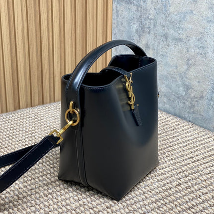 LE 37 SMALL BUCKET BAG 20 IN BLACK CALFSKIN GOLD HARDWARE