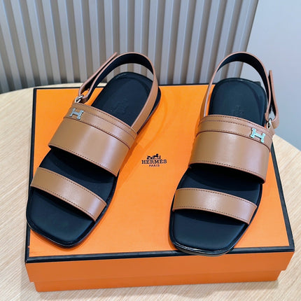 HM HENRIO FLAT SANDAL CARAMEL CALFSKIN